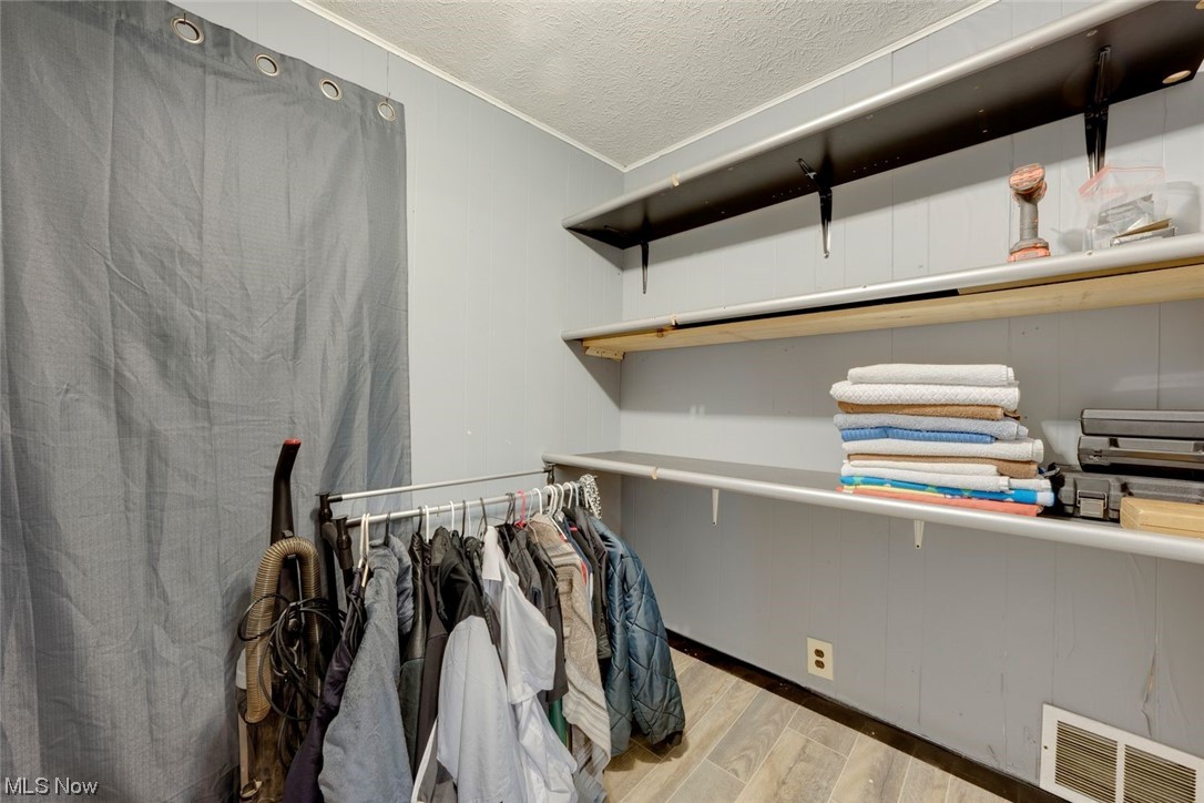 James M Hoyts - Residential