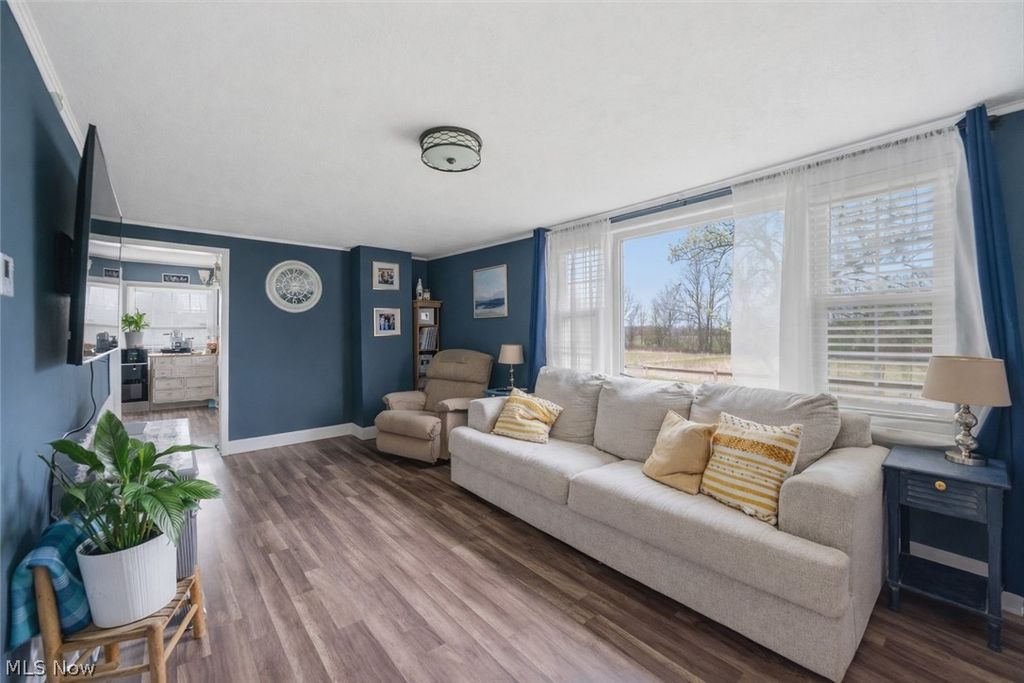 Photo of 9669 Tallmadge Road, Diamond, OH 44412 (MLS # 5200807)