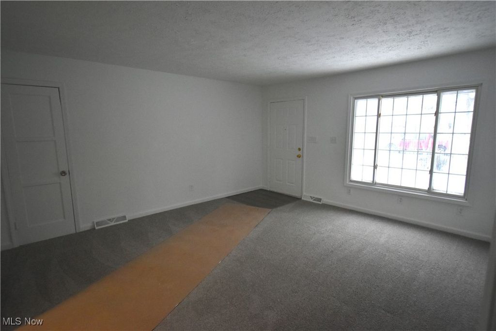 Photo of 14508 Lakota Avenue, Cleveland, OH 44111 (MLS # 5176463)