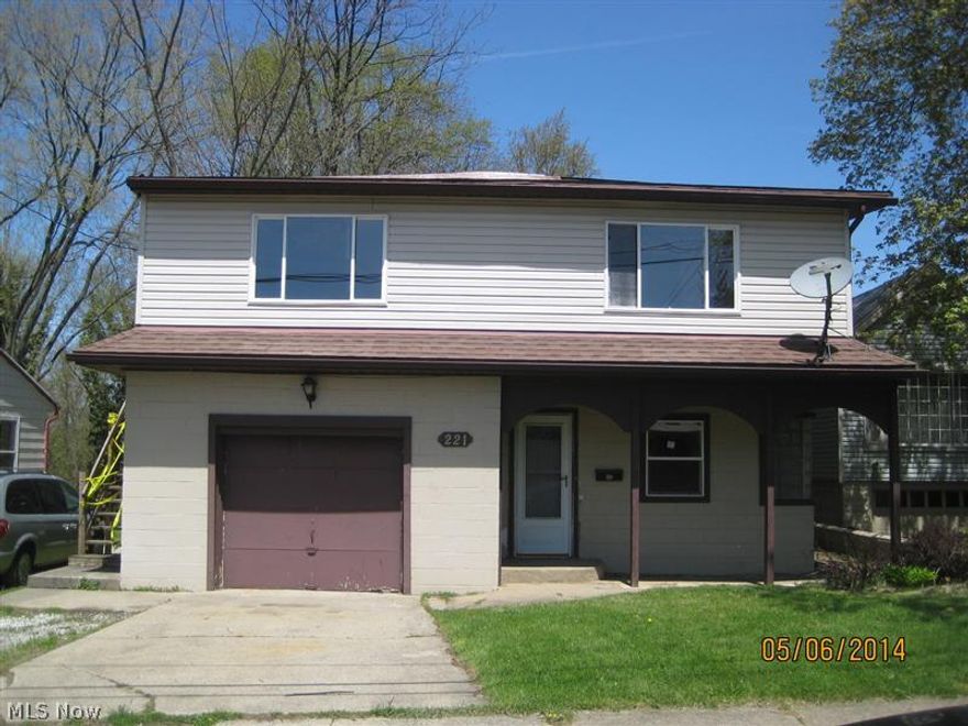 Ready for renovation.  Some vinyl windows.  Sold "AS IS".  Buyer to verify all information.  Buyer or buyer's agent responsible to check with Building, Zoning, EPA, DEA, Tax Dept or any other requirement for intended use.  Buyer to pay for all inspections.  Earnest money to be a Cashiers check.  Subject to clear title.