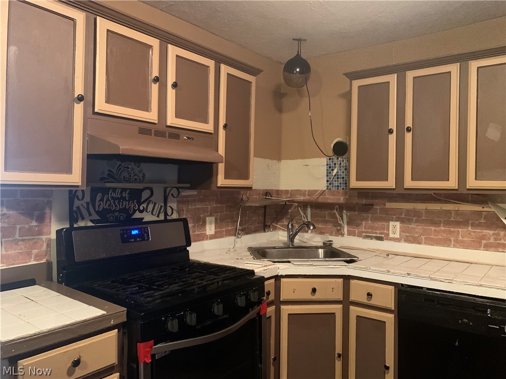 Hill Place - Residential