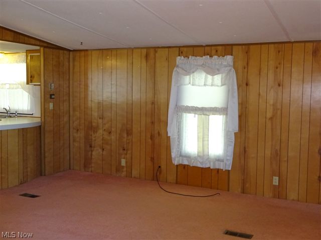 Twin Lakes Homes - Residential