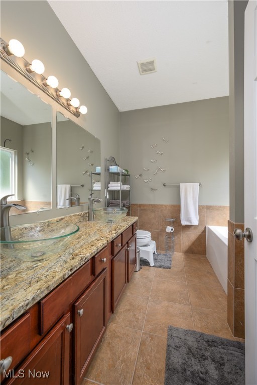 Kent, Ohio 44240, United States, 2 Bedrooms Bedrooms, ,3 BathroomsBathrooms,Residential,Active,169836