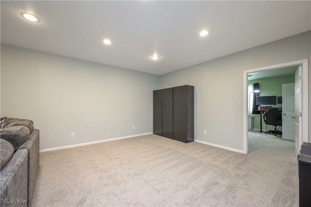 Kent, Ohio 44240, United States, 2 Bedrooms Bedrooms, ,3 BathroomsBathrooms,Residential,Active,169836