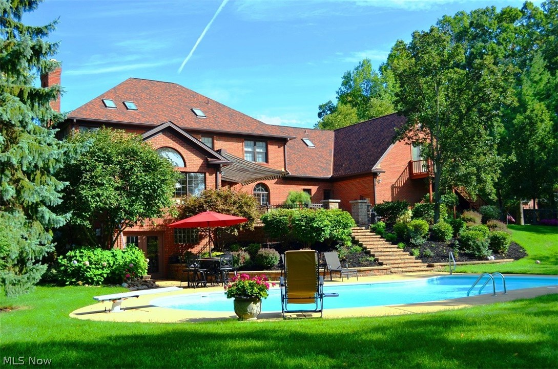 Foxchase Hills - Residential