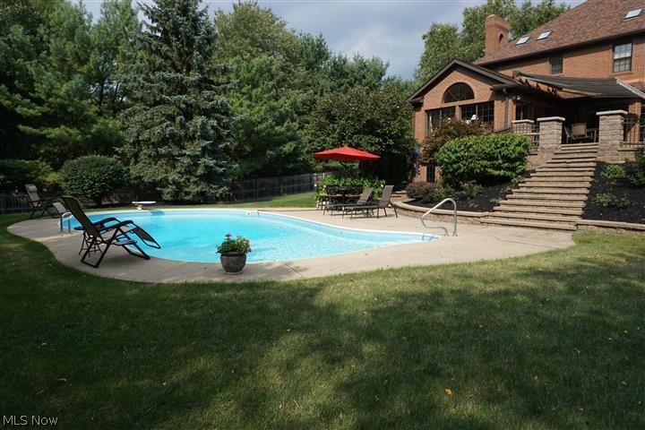 Foxchase Hills - Residential