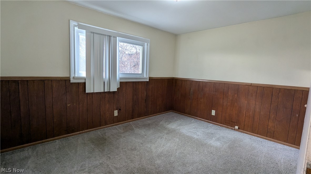 City/Youngstown - Residential Income