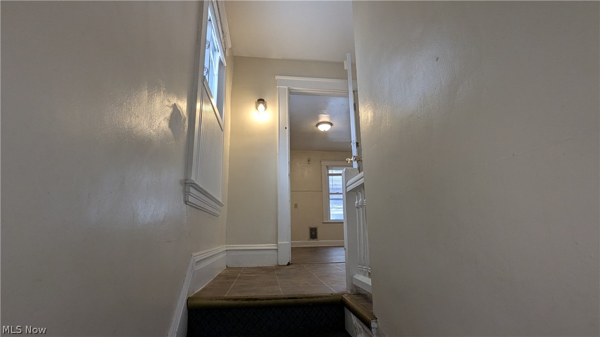 City/Youngstown - Residential Income