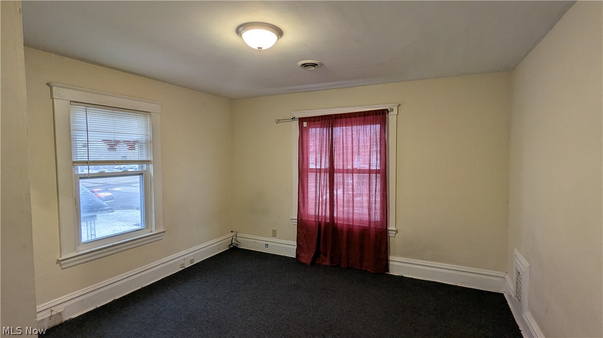 City/Youngstown - Residential Income