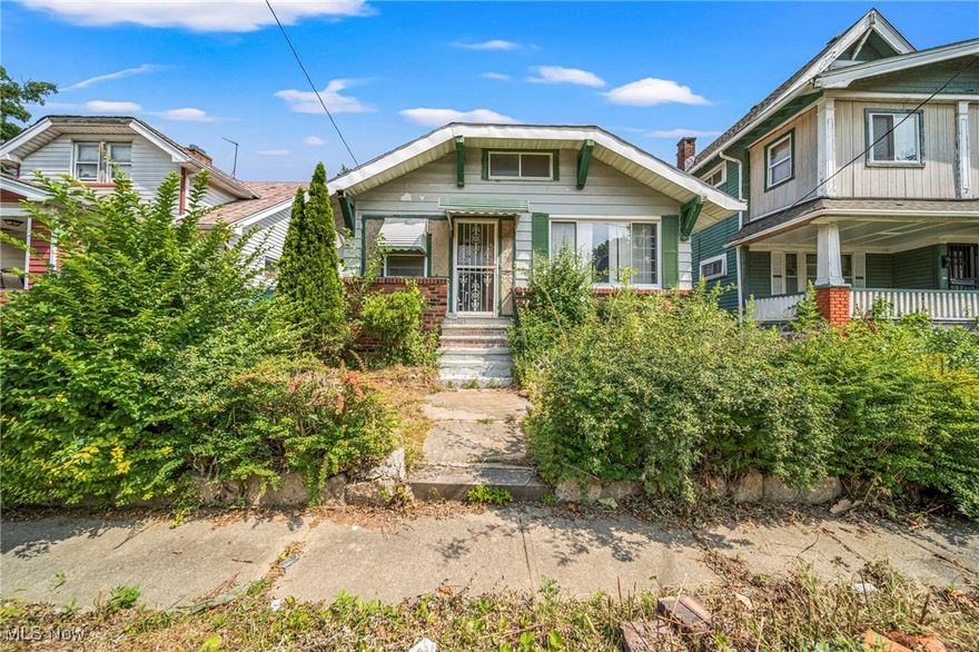 Come see this charming ranch on Ablewhite! The seamless floorplan has a sprawling first floor layout featuring 2 bedrooms, full bathroom, kitchen, dining room, living room and an enclosed front porch. There is a bonus room on the back of the house along with a huge upstairs attic providing great space for storage. As an added bonus, the basement has been finished for additional living space and incudes another full bathroom. Bring your creativity and come give this home some TLC! Don't wait, schedule your showing today!