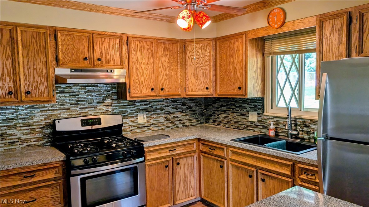 2615 Orchard Park Street, Canton, Ohio image 5