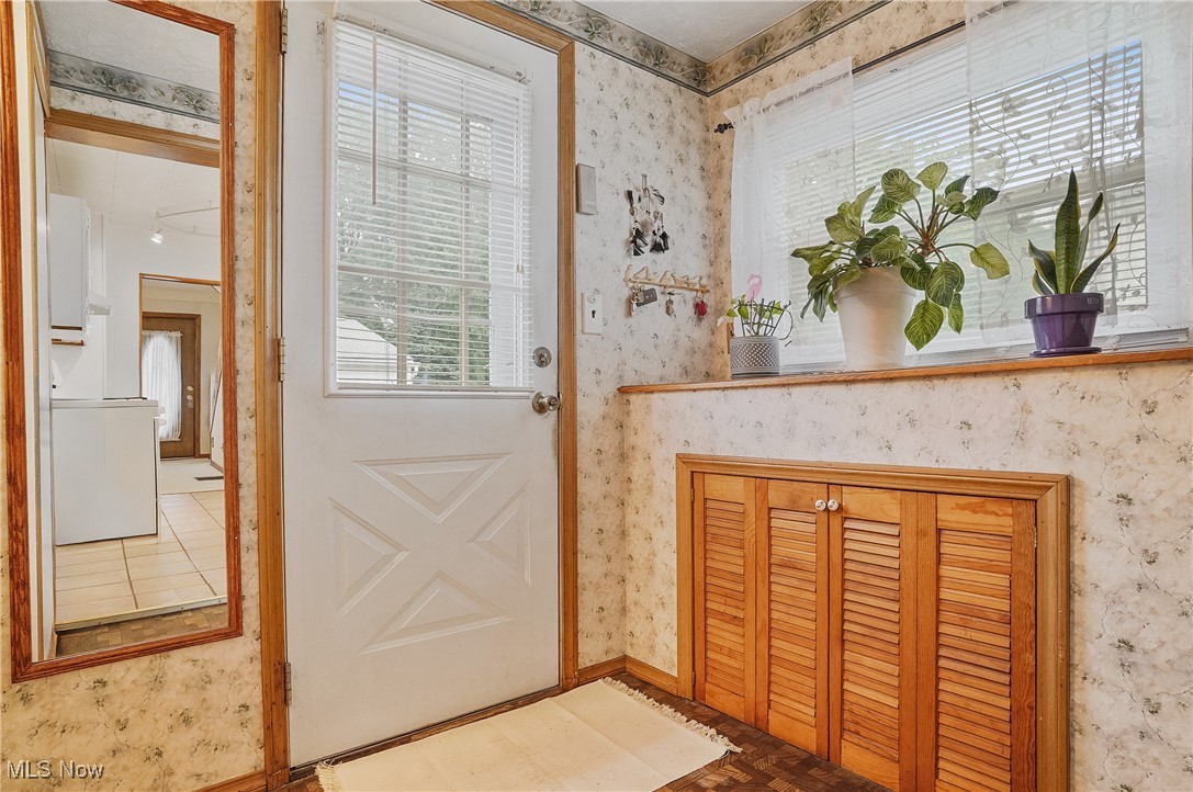 2049 Cook Street, Cuyahoga Falls, Ohio image 15