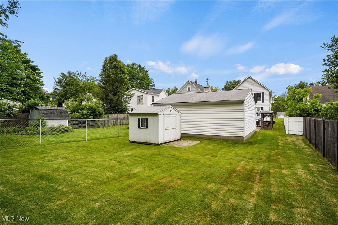 2049 Cook Street, Cuyahoga Falls, Ohio image 35