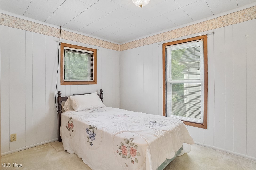 2049 Cook Street, Cuyahoga Falls, Ohio image 23