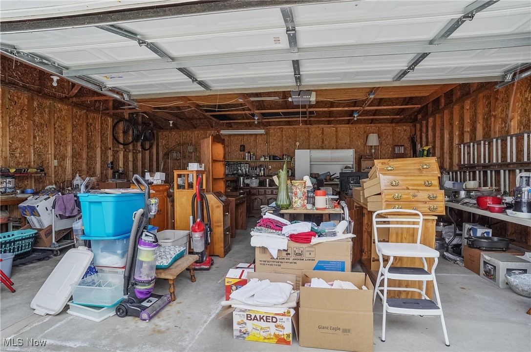 2049 Cook Street, Cuyahoga Falls, Ohio image 36