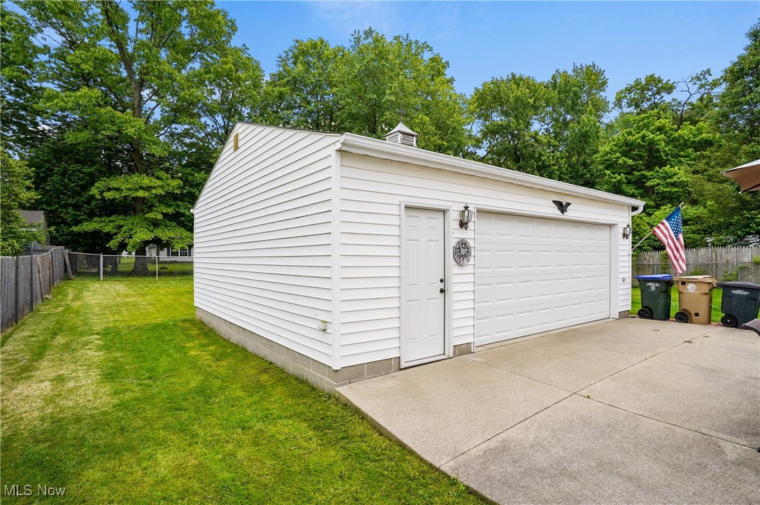 2049 Cook Street, Cuyahoga Falls, Ohio image 31