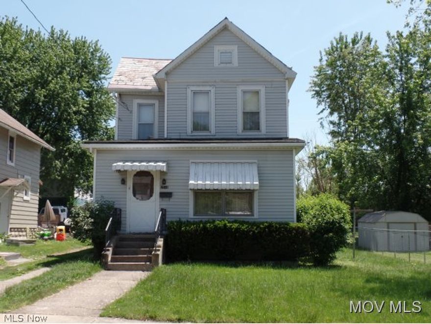 Great area of Parkersburg, VERY well maintain poperty  Elem: Madison Elementary School  Elem/Bus: N  JrHigh: Van Devender Jr. High School  JrHigh/Bus: N  High: Parkersburg High  High/Bus: N  Fire: CIT  Police: CTY  ;SQFT=Fin L1:875, Fin L2:722, Fin Above:1597, Fin Total:1597, Unfin Above:0;GAR= 1 Car Carport