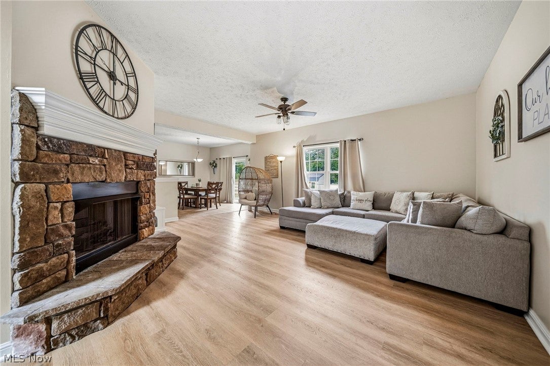 1121 Ashview Drive