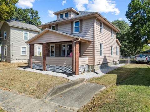 Photo for 174 26th Street SE