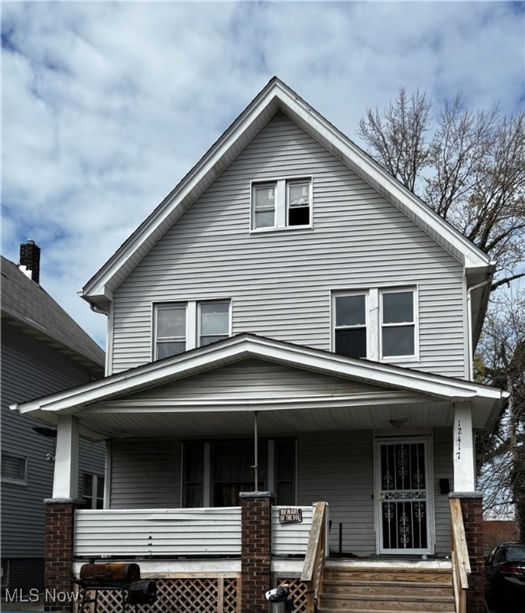Photo of 12417 Maple Avenue, Cleveland, OH 44108 (MLS # 5176169)