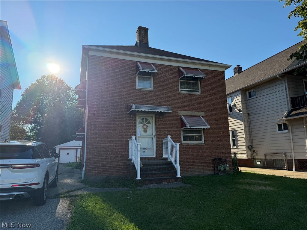 3532 W 98th Street