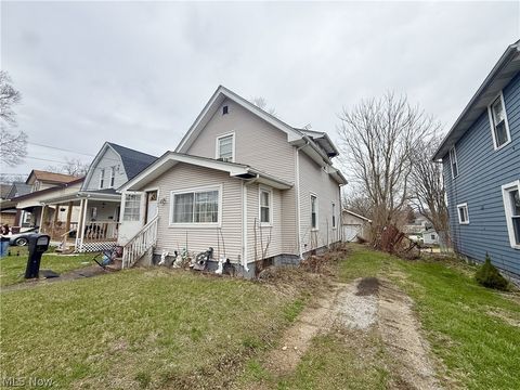 Homes For Sale - 1344 Glenwood Avenue<br/> Stark County, Massillon, OH 44646