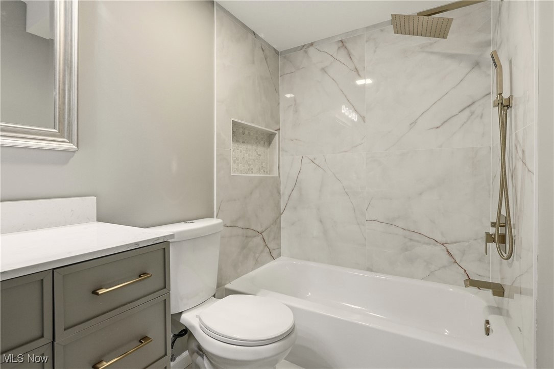 Georgetown/Lyndhurstcondo - Residential