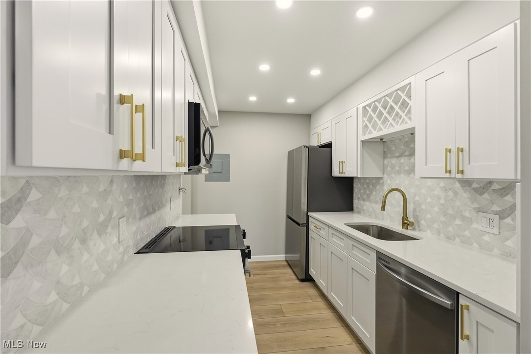 Georgetown/Lyndhurstcondo - Residential