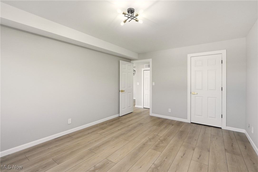 Georgetown/Lyndhurstcondo - Residential