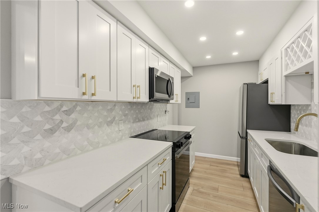 Georgetown/Lyndhurstcondo - Residential