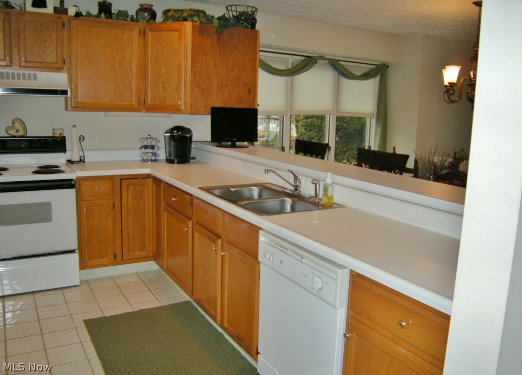 Meyers Lake - Residential