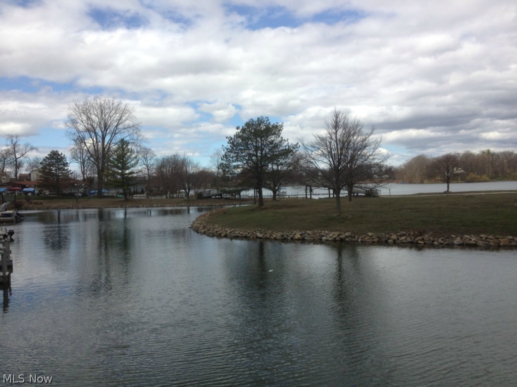 Meyers Lake - Residential