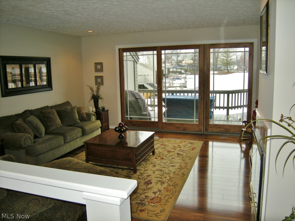 Meyers Lake - Residential