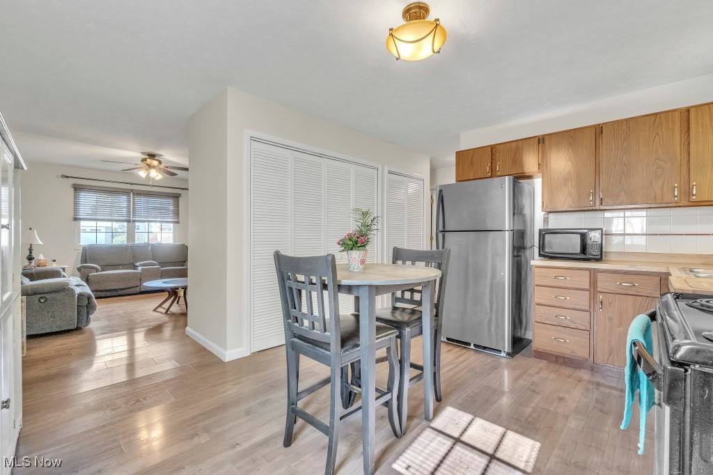 461 Xavier Street, Elyria, Ohio image 23