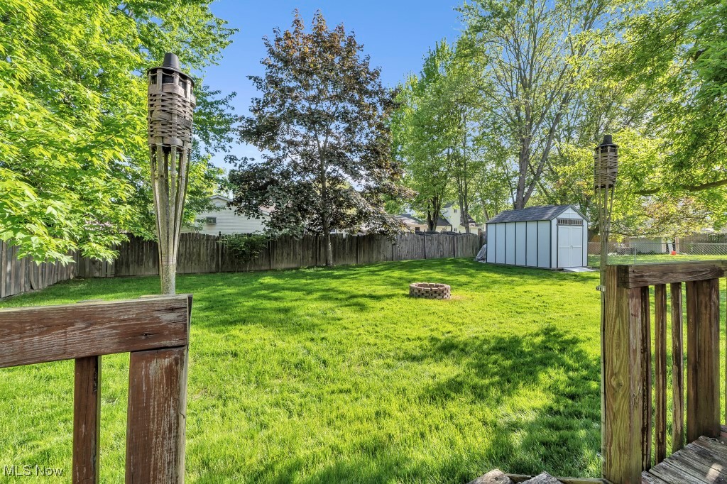 461 Xavier Street, Elyria, Ohio image 17