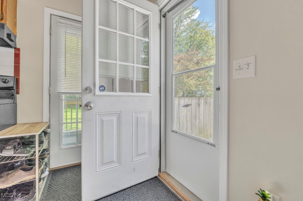 461 Xavier Street, Elyria, Ohio image 27
