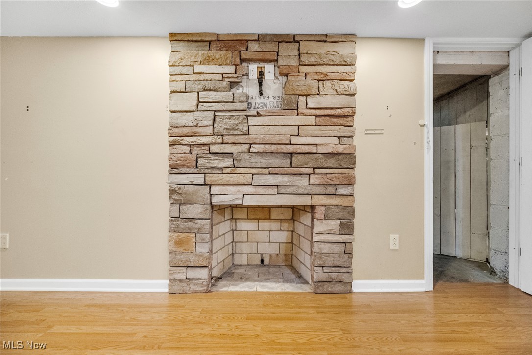 University Heights, Ohio 44118, United States, 3 Bedrooms Bedrooms, ,2 BathroomsBathrooms,Residential,Contingent,30389