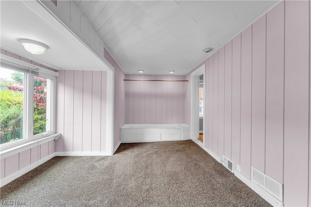 Van Sweringen Co 21 - Residential Lease