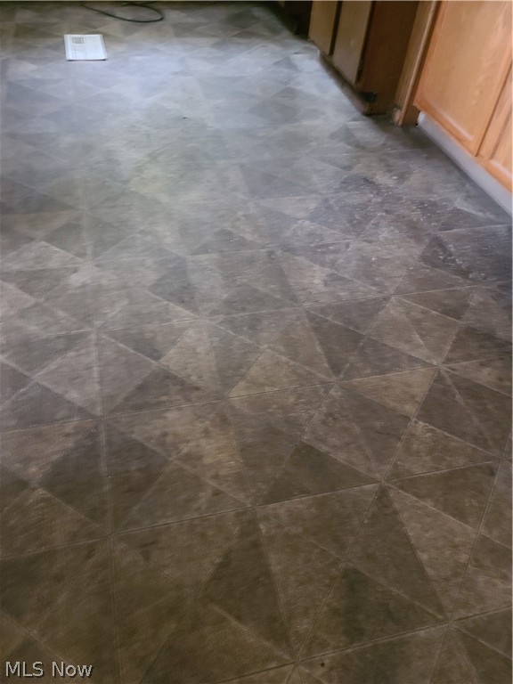 City/Akron - Residential Lease