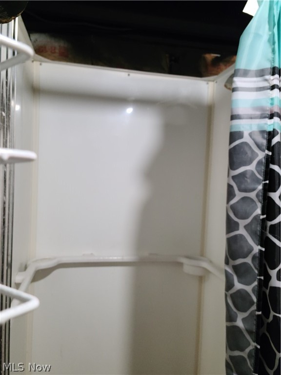 City/Akron - Residential Lease