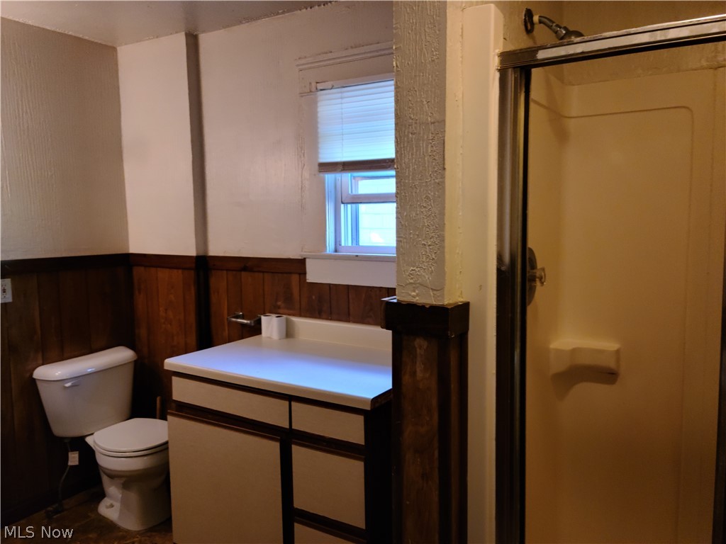 City/Akron - Residential Lease