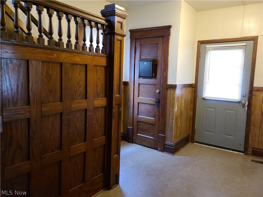 City/Akron - Residential Lease