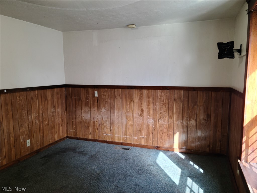 City/Akron - Residential Lease