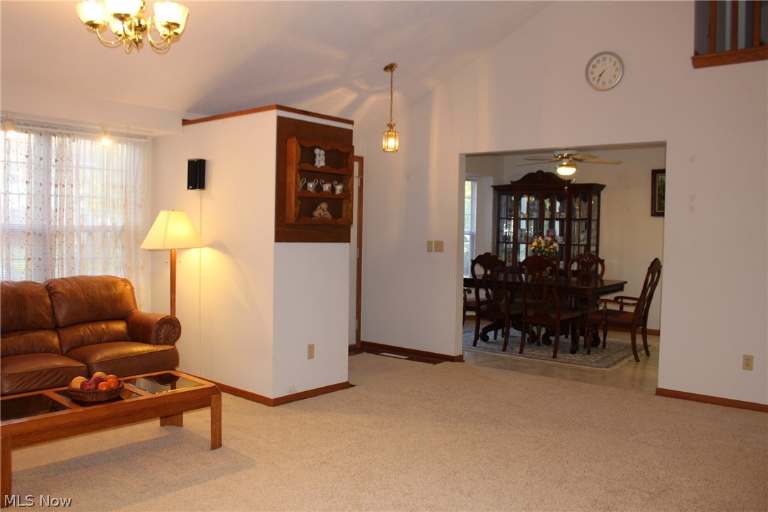 Ravine Blvd - Residential