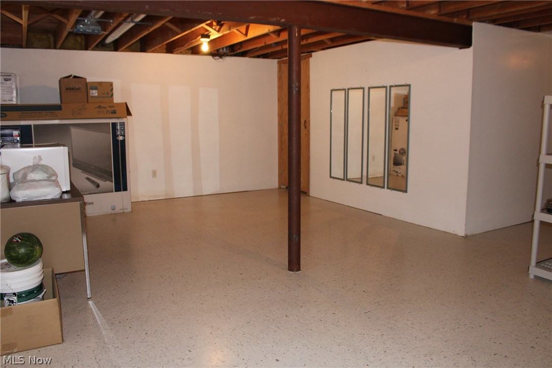 Ravine Blvd - Residential