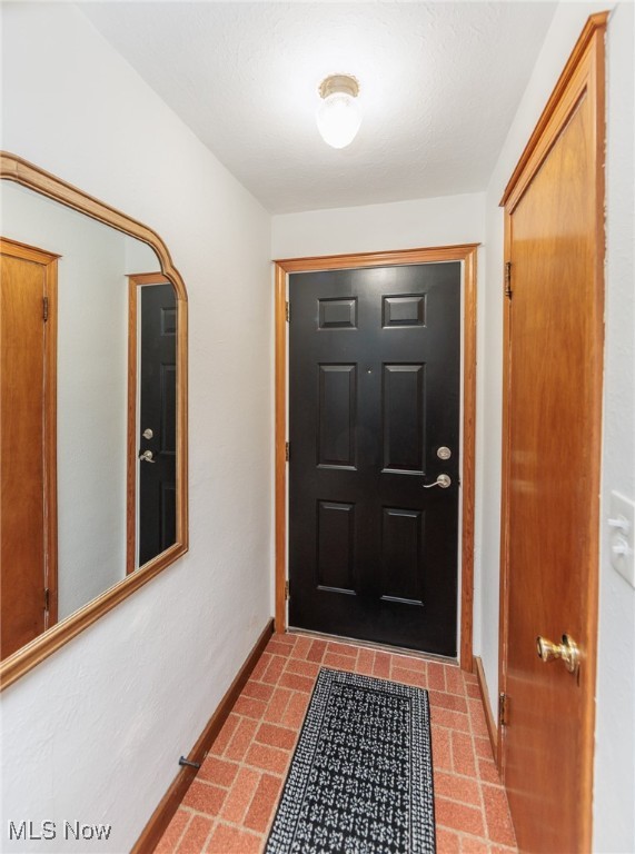 6260 Westminster Drive, Parma, Ohio image 6