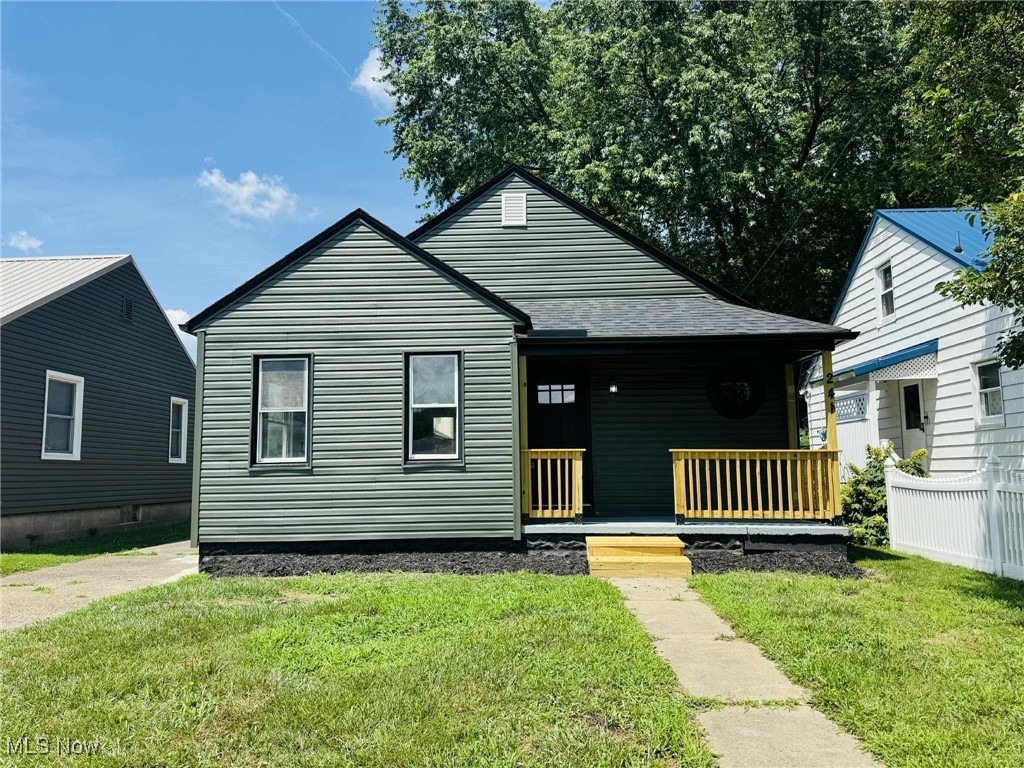Stop what are you doing and take a look at this gem right here! Fully Renovated & Move-In Ready, right in the Heart of Zanesville!
From the brand-new roof all the way down to the granite countertops, this stunning 2 bed, 1 bath home has been completely transformed with high-end finishes and thoughtful updates throughout. Step inside to find a bright, open layout with brand-new stainless-steel appliances, sleek fixtures, and a fresh modern feel in every room. Whether you’re cooking dinner, entertaining guests, or just relaxing at home, this place delivers. Outside, enjoy a spacious backyard perfect for summer cookouts, a one-car garage for added storage and convenience. This home is the total package, and it’s ready for you. Don’t wait, message us today to schedule your private showing!