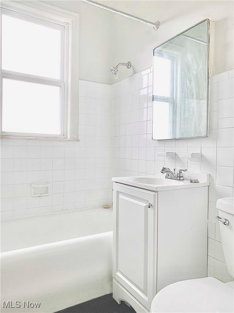 Tiny photo for 2836 E 130th Street #3L, Cleveland, OH 44120 (MLS # 5174158)