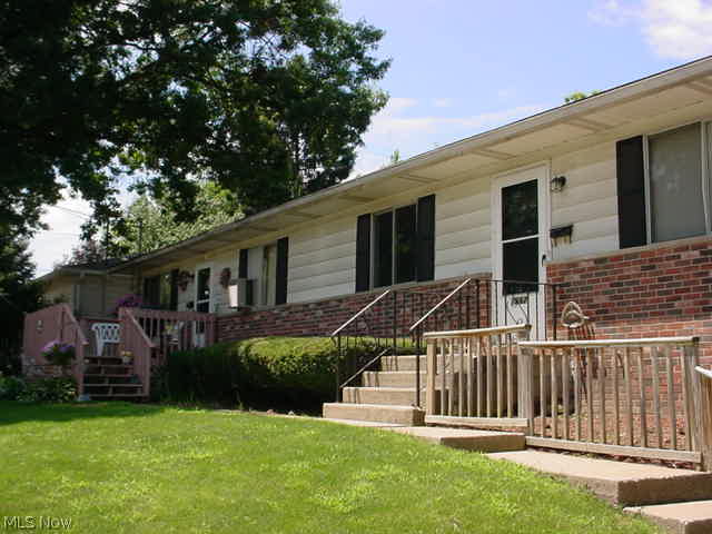 Great twinplex! Each 2 bed, 1 bath, partial base and 1 car garage. Laundry hookups. Both units rented at $650 month, tenants pay utilities. Month to month but both would like to stay and pay on time. 1 unit has central air and 1 window air. Right side has dishwasher and partially finished basement.