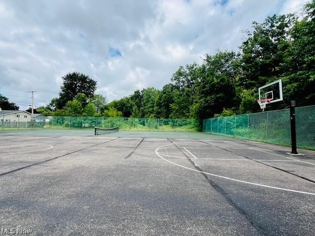 Western Patio Garden Home Condo - Residential